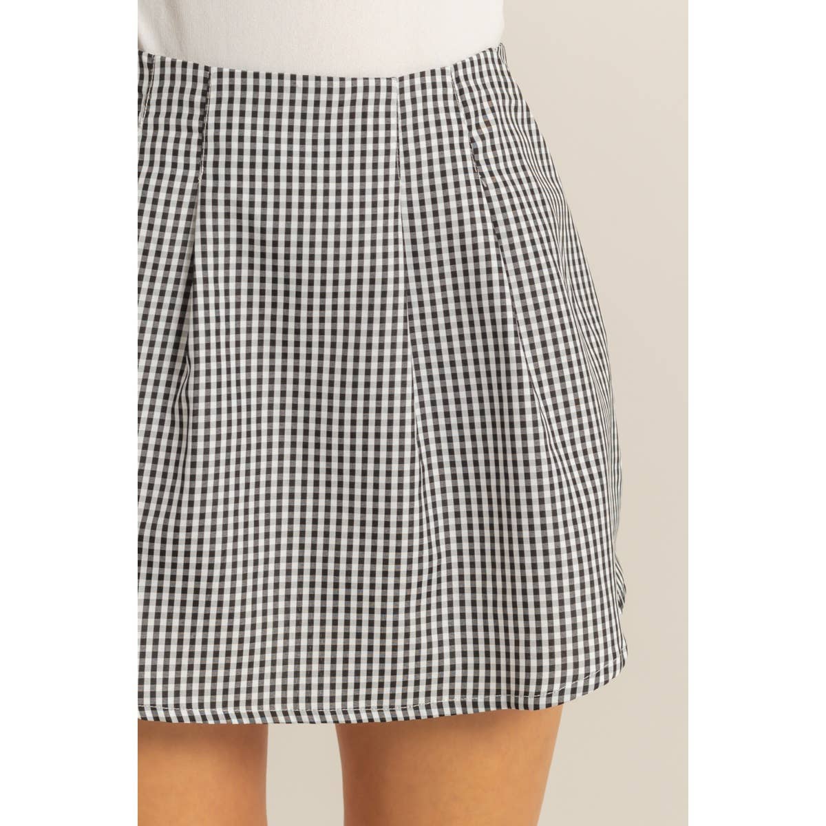 Black and White Gingham High-Waisted Skort