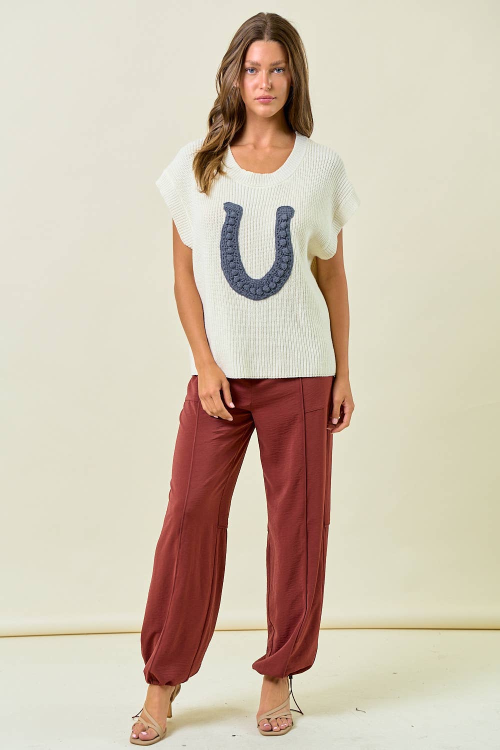 Cream and Blue Horseshoe Ribbed Sweater Vest