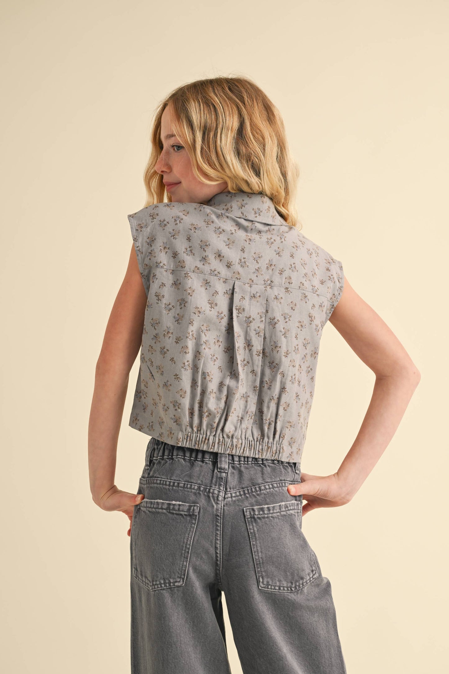 Gray with Floral Detail Tween Crop Top