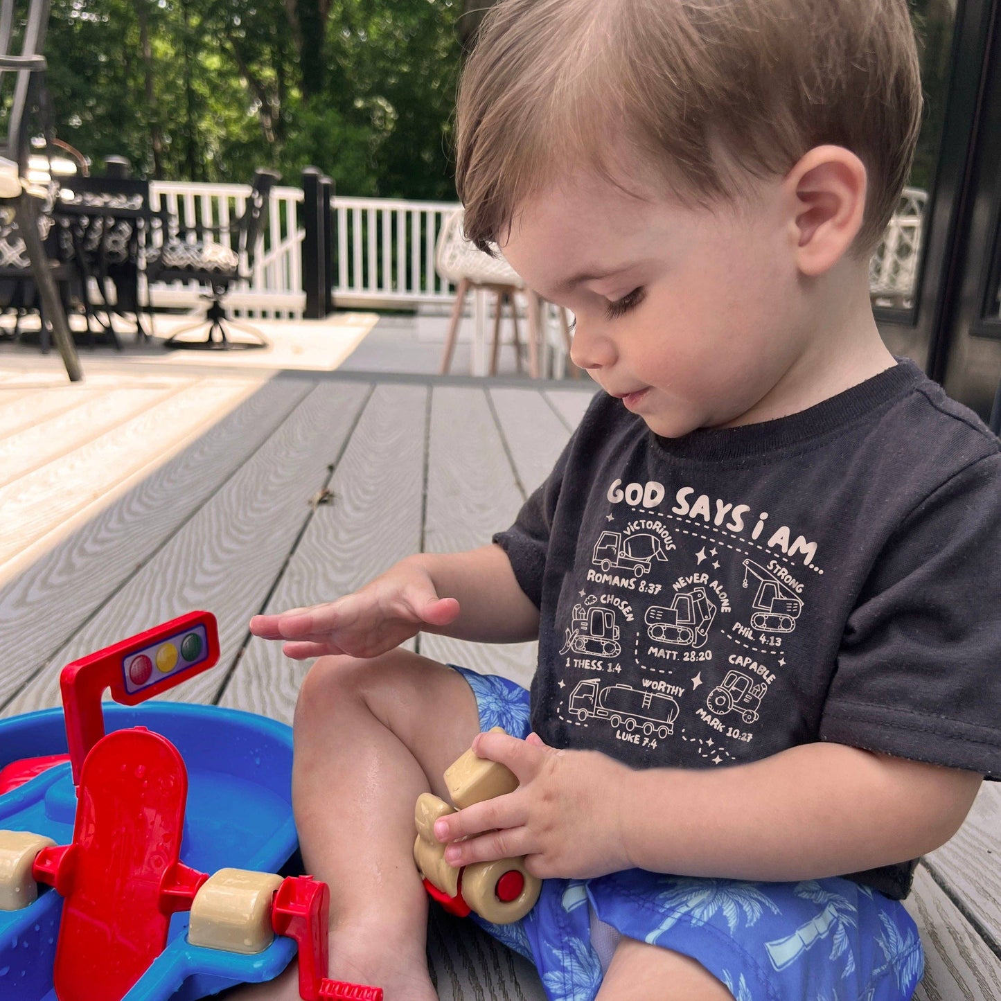 Grey 'God says I am'  Trucks Kid Inspirational Graphic Tee