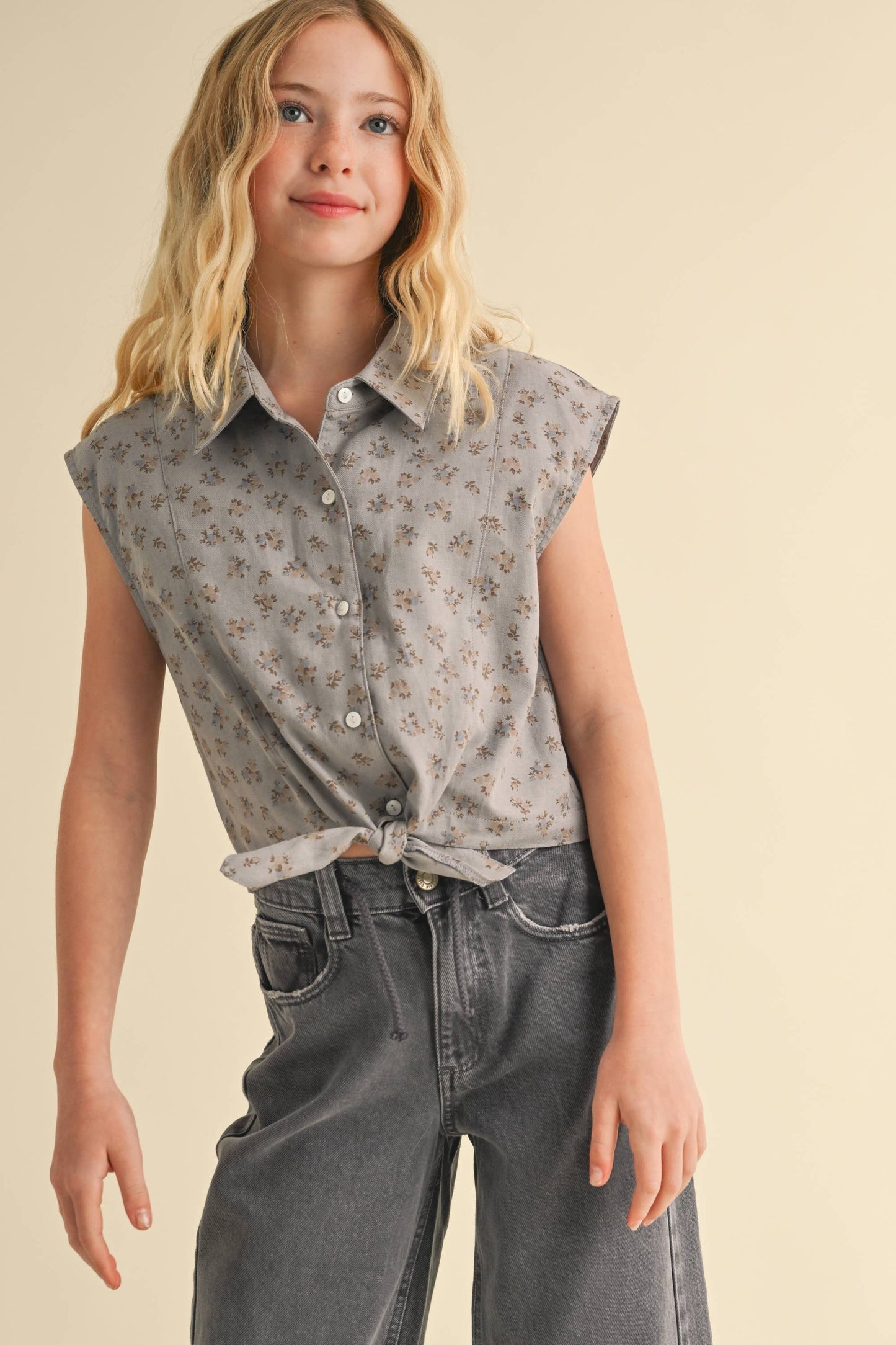 Gray with Floral Detail Tween Crop Top