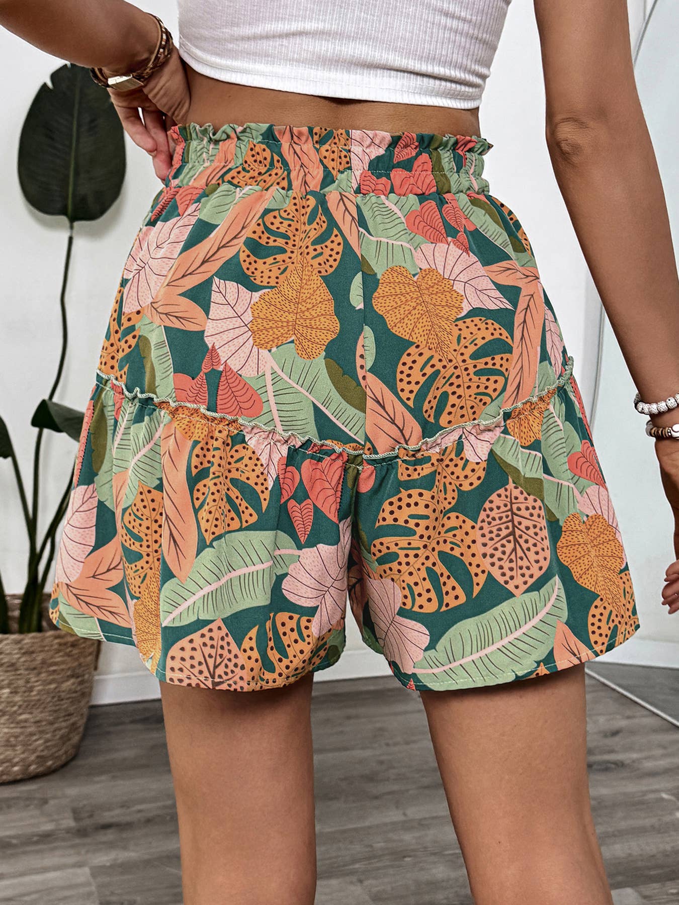 Green Tropical Plant Print Shorts- 115135