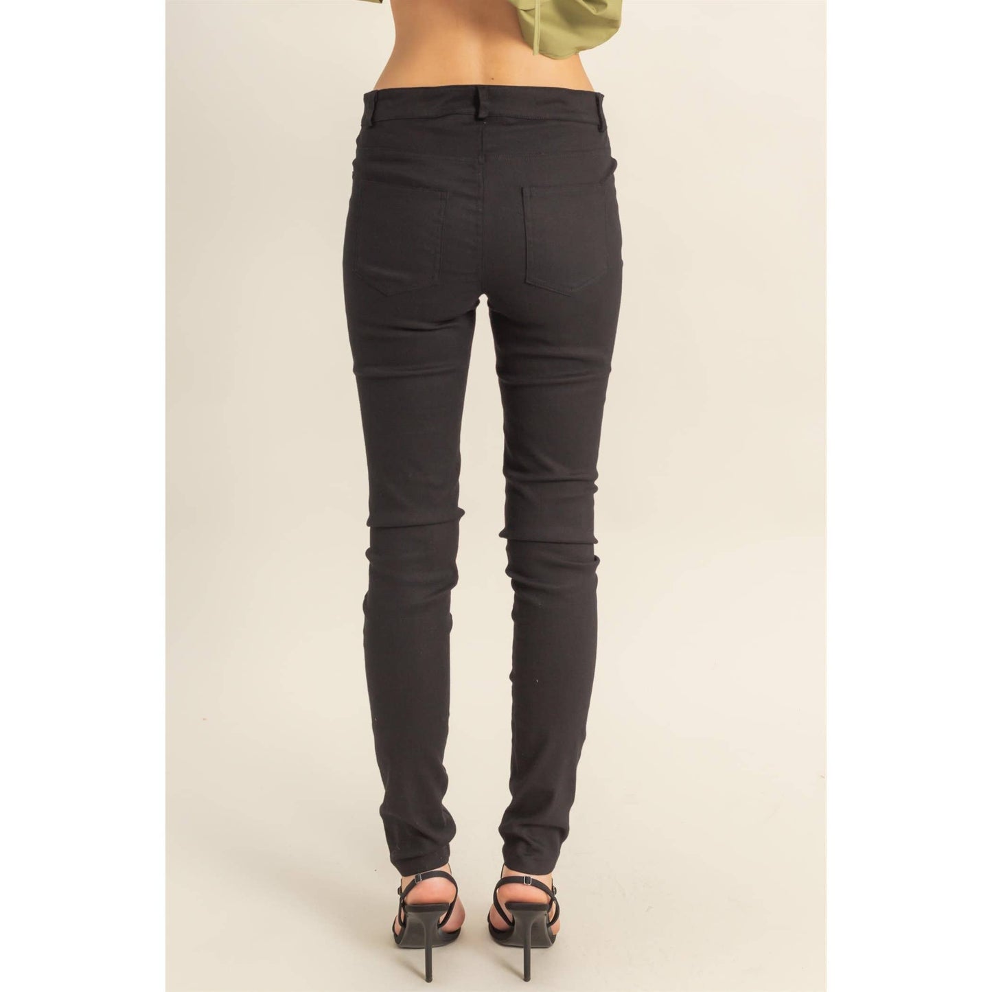 Black Low-Rise Skinny Pants - 132415