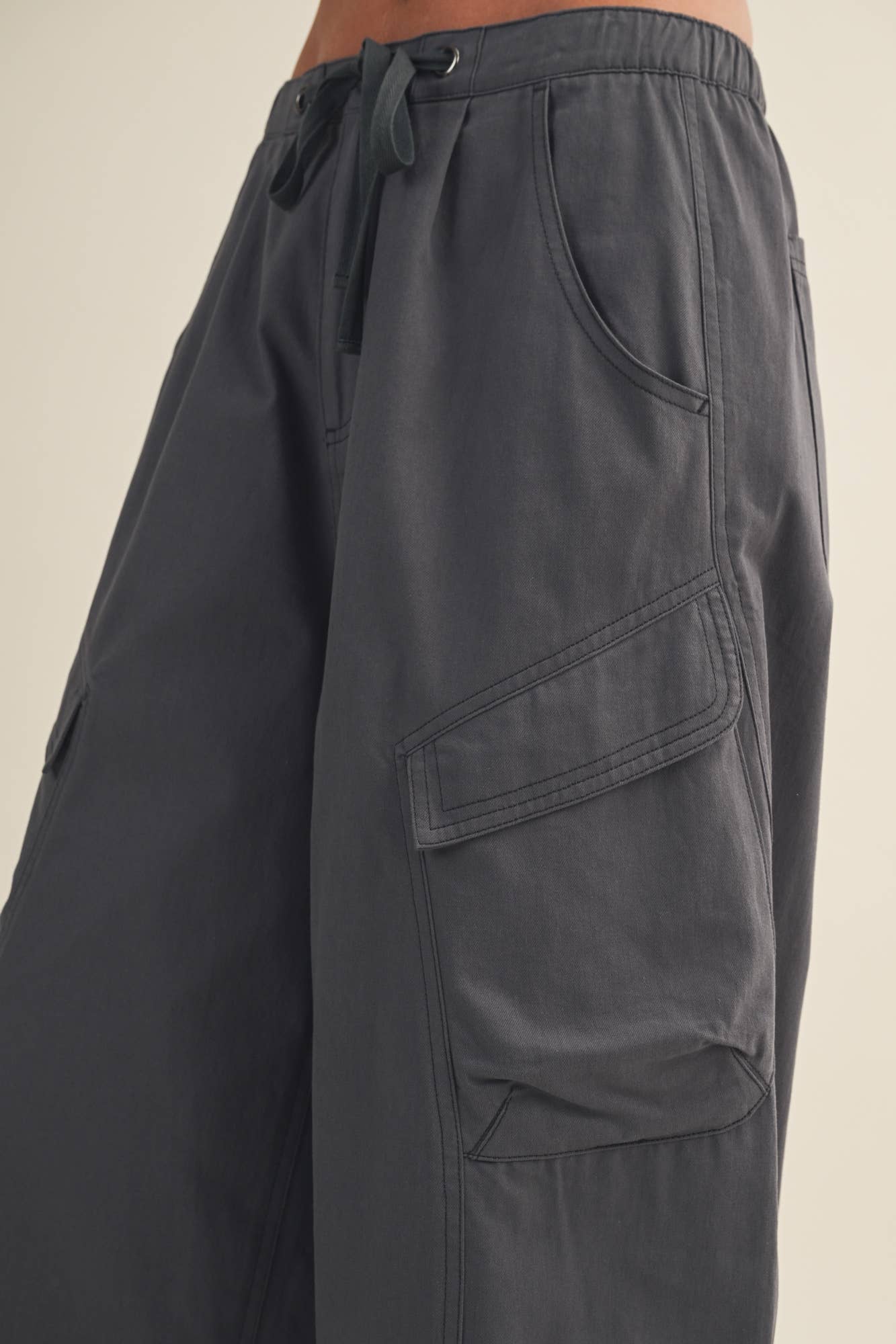 The 'Cargo' Pants in Washed Navy - 136559