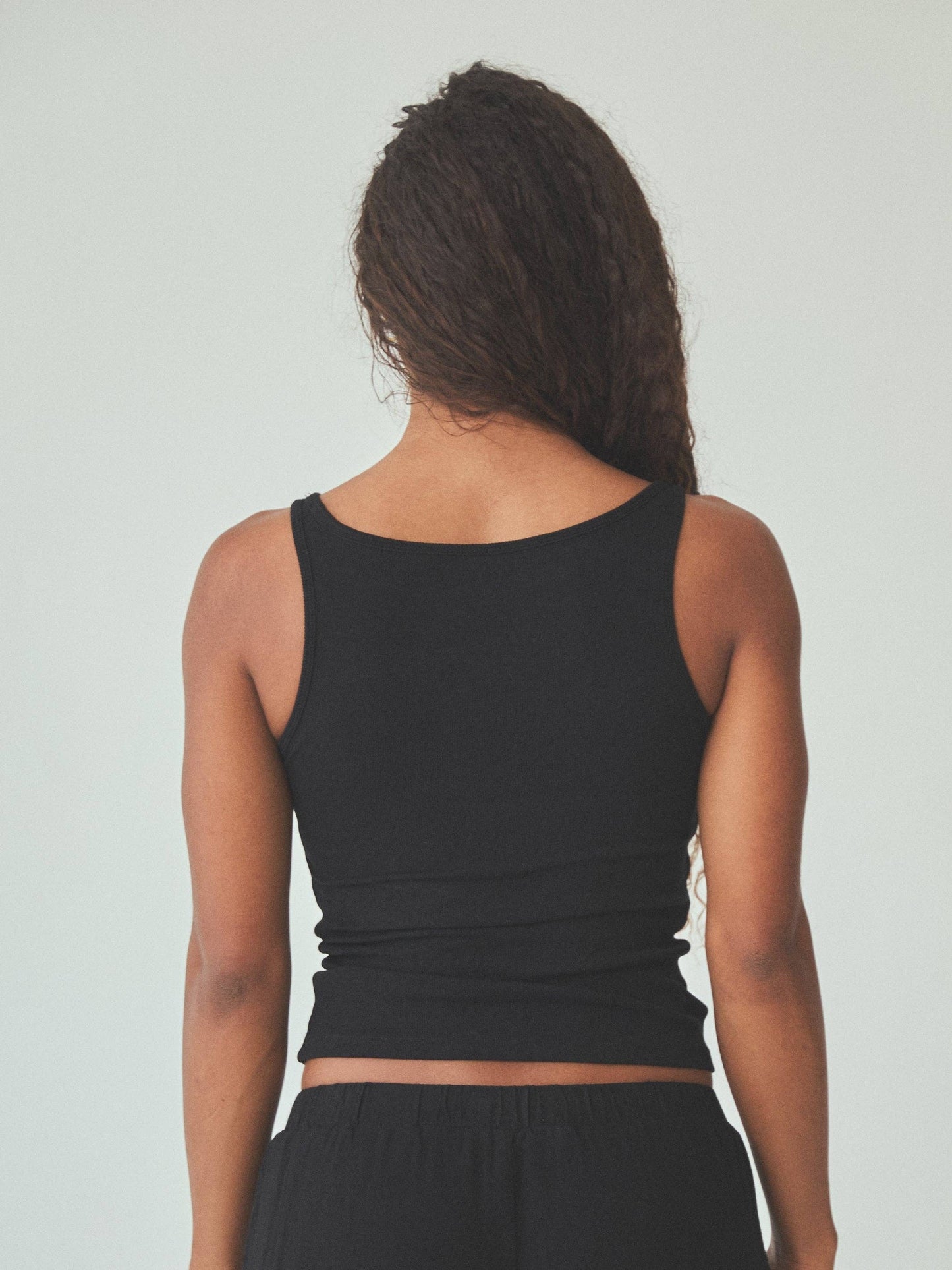 Black Ribbed Dainty Boat Neck Brami