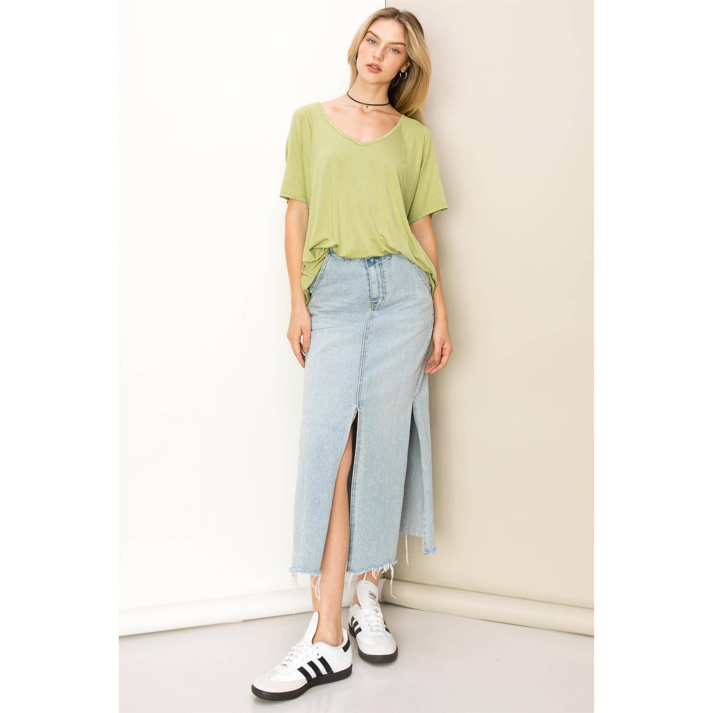 Oversized V-Neck Short Sleeve Top: PALE OLIVE