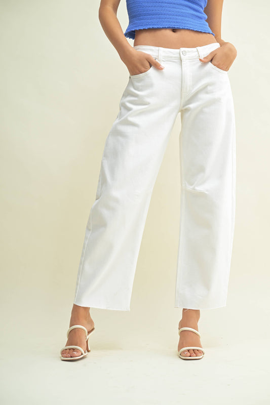 White Mid Rise 'Boyfriend Fit' Jeans - 130408