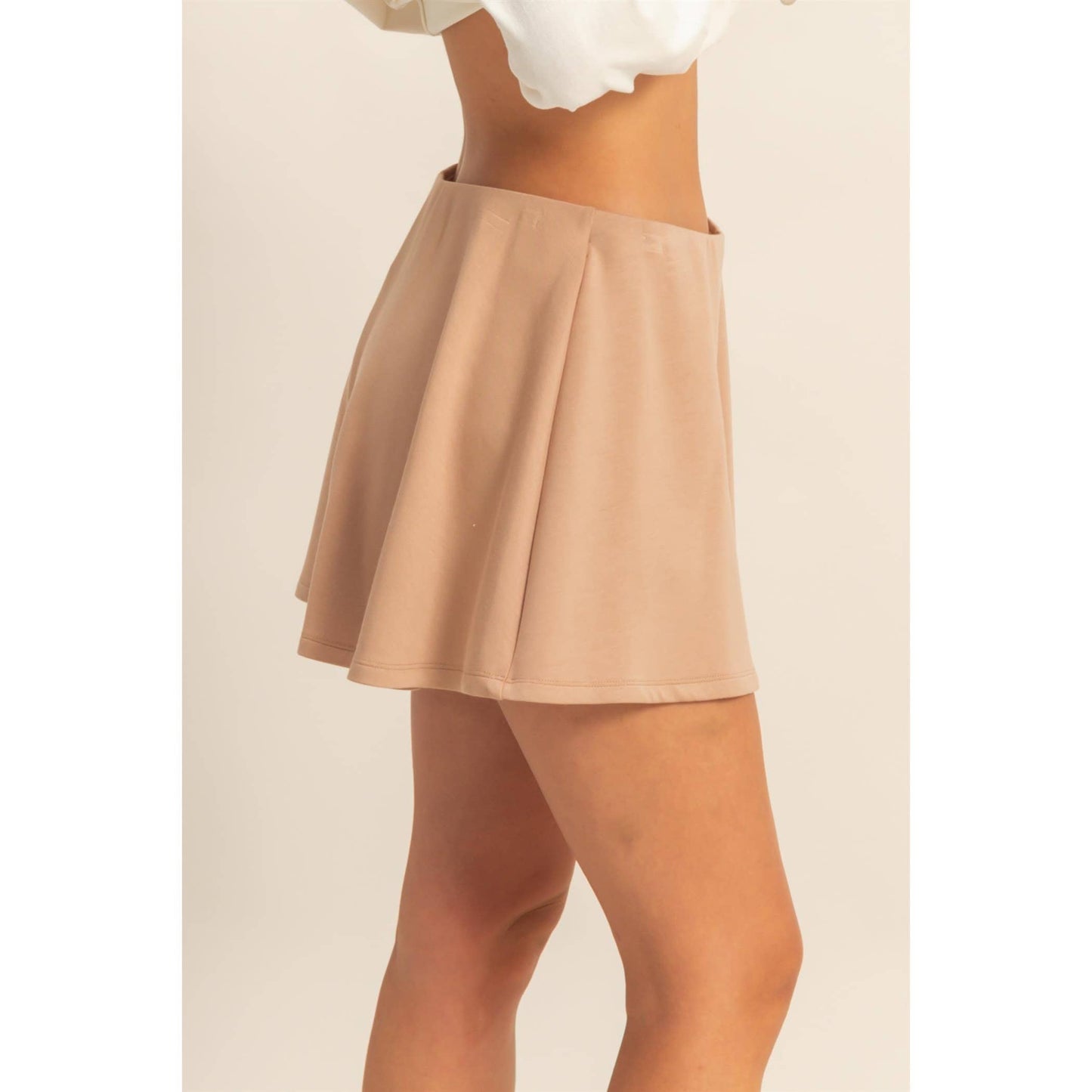 Black / Beige Flirty Double Knit Mid Waist Skort