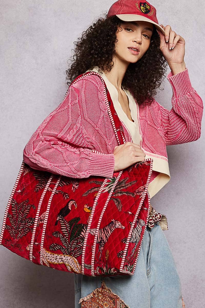 Red Jaguar Quilted Large Everyday Tote Bag - SMQP12