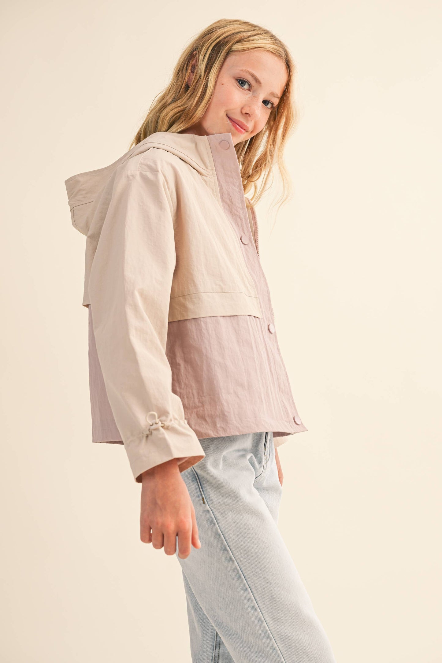 Biege/ Lavender Hooded w/ Cinch Cuffs Windbreaker